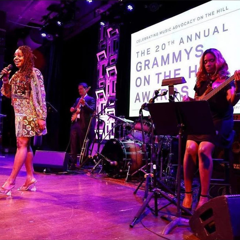 Tiffsbass performing with Ledisi at Grammys on the Hill 2022